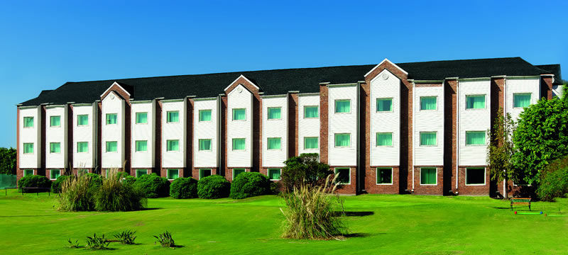 Hotel Aeroparque Inn & Suites Buenos Aires Exterior photo