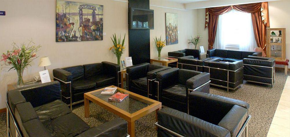 Hotel Aeroparque Inn & Suites Buenos Aires Interior photo